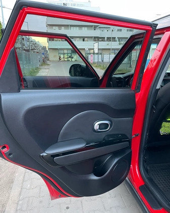 Kia Soul cena 47500 przebieg: 66500, rok produkcji 2014 z Ząbki małe 497